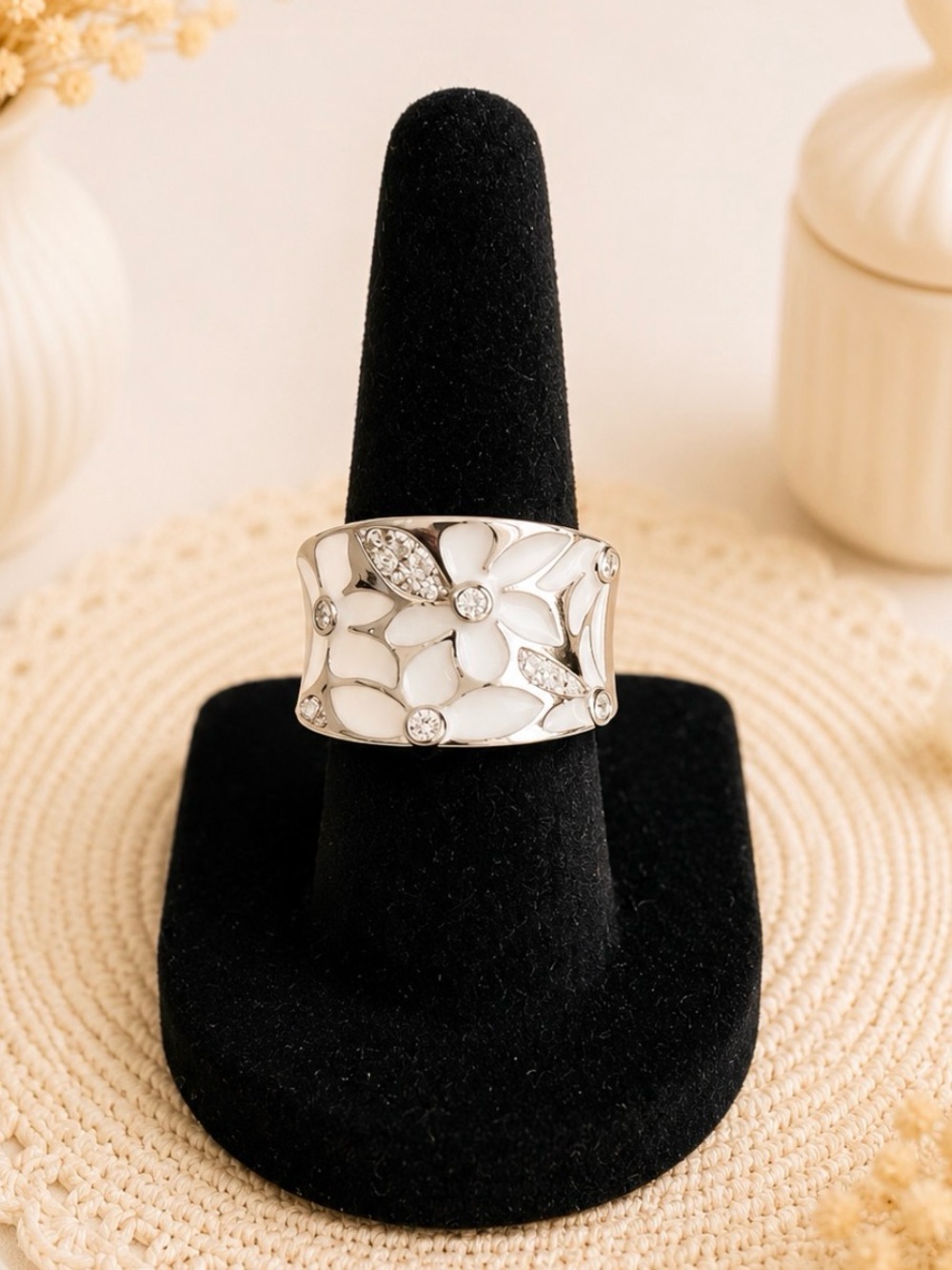 White Floral Enamel Silver Tone Wide Band Ring Size 6